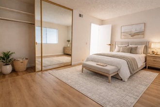 796 Woodside Ln E, Unit 796 Woodside in Sacramento, CA - Building Photo - Building Photo