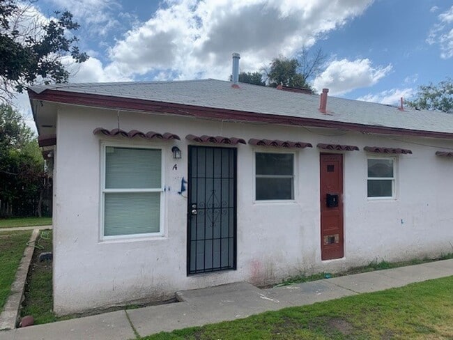 property at 213 Oildale Dr