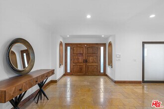 14710 Greenleaf St in Los Angeles, CA - Building Photo - Building Photo