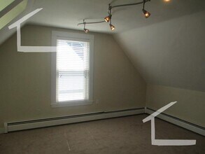 92 Surrey St in Boston, MA - Building Photo - Building Photo