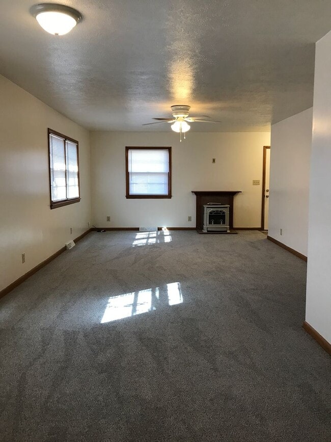 1036 S Weller Ave in Springfield, MO - Building Photo - Building Photo