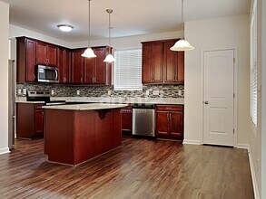 5 Chadbrook Ct in Greensboro, NC - Building Photo - Building Photo