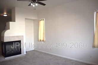 4522 Mt Bachelor Dr in Sparks, NV - Building Photo - Building Photo