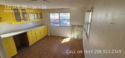 122 US-20 in Thermopolis, WY - Building Photo - Building Photo