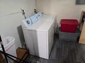 431 SW 156th St in Burien, WA - Building Photo - Building Photo