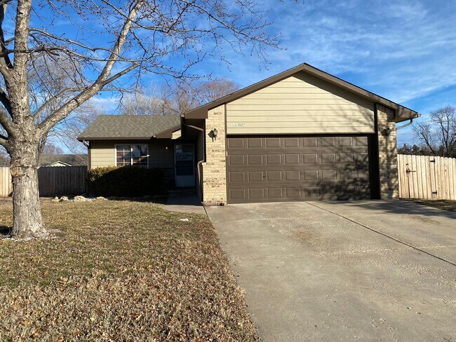10802 W Carr Ave in Wichita, KS - Building Photo - Building Photo