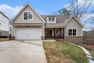 1572 Forest Ridge Rd in Birmingham, AL - Building Photo
