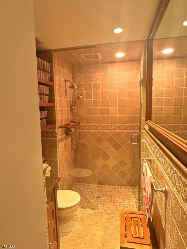 2 Winter Park Dr in Vernon, NJ - Building Photo - Building Photo