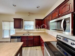 7329 Sugarloaf Dr in Nashville, TN - Building Photo - Building Photo