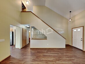 2372 Myrtle Valley Dr in Columbus, OH - Building Photo - Building Photo