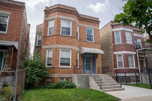 4520 N Albany Ave in Chicago, IL - Building Photo