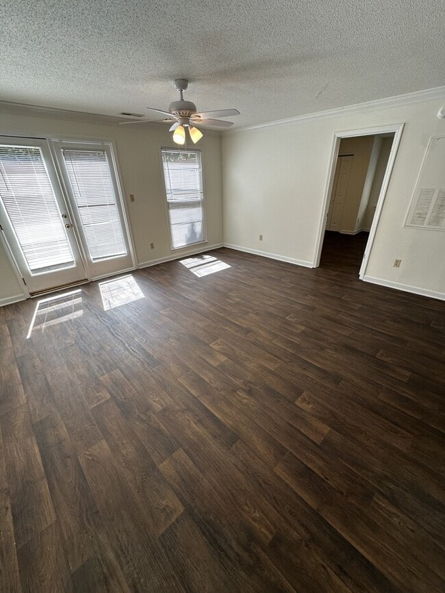 property at 3500 Ivy Commons Dr