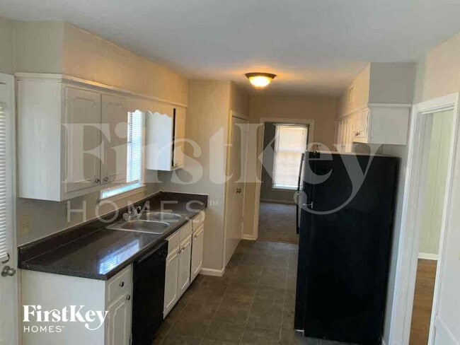 5117 Scrivener Dr in Memphis, TN - Building Photo - Building Photo