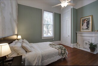 821 Bordeaux St, Unit 821 in New Orleans, LA - Building Photo - Building Photo