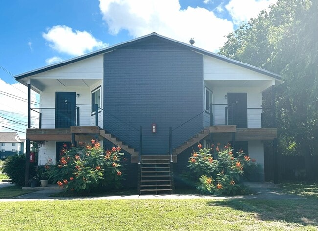 1640 Post Rd, Unit A