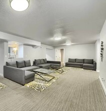 20162 E 43rd Ave in Denver, CO - Building Photo - Building Photo