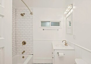 331 S Olive St in Orange, CA - Building Photo - Building Photo
