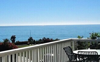 242 Avenida Lobeiro in San Clemente, CA - Building Photo