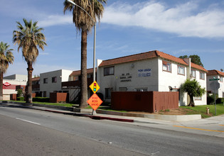 Harvill Lane Apartments in Riverside, CA - Building Photo - Building Photo