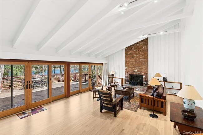 property at 89 Isle of Wight Rd