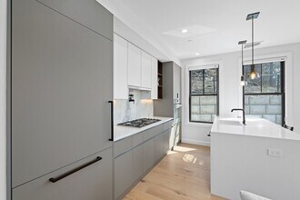 201 Washington St, Unit 1 in Boston, MA - Building Photo - Building Photo