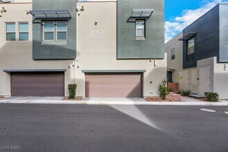 11302 Kraft Mountain Ave in Las Vegas, NV - Building Photo - Building Photo