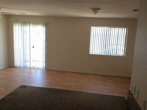 1150 13th St in Imperial Beach, CA - Foto de edificio - Building Photo