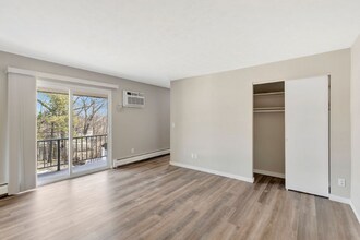 2455 Montana Ave in Cincinnati, OH - Building Photo - Building Photo
