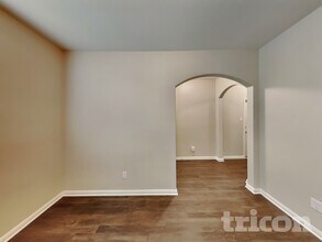 14205 Open Range Dr in Dallas, TX - Building Photo - Building Photo