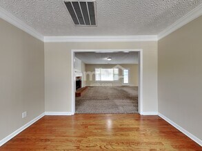 1200 Evergreen Oak Way in Dacula, GA - Building Photo - Building Photo