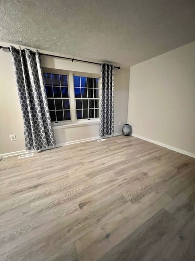 6627 Haydown Ct in Frederick, MD - Building Photo - Building Photo