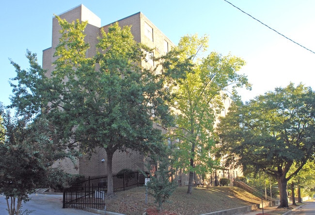 Arrington Manor Apartments in Columbia, SC - Building Photo - Building Photo