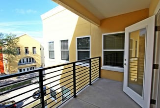 Adagio at Westshore Palms in Tampa, FL - Foto de edificio - Building Photo