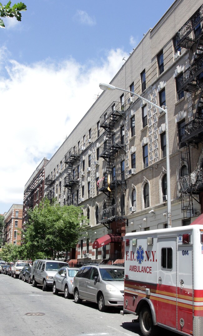 507-509 W 172nd St in New York, NY - Building Photo - Building Photo