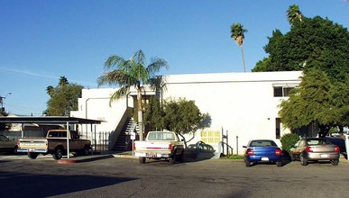 LaMar Apartments in Mesa, AZ - Building Photo - Building Photo