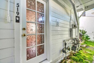 519 Virginia St, Unit Unit B in Vallejo, CA - Building Photo - Building Photo