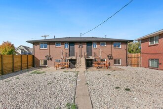 1100 Rosemary St in Denver, CO - Building Photo - Building Photo