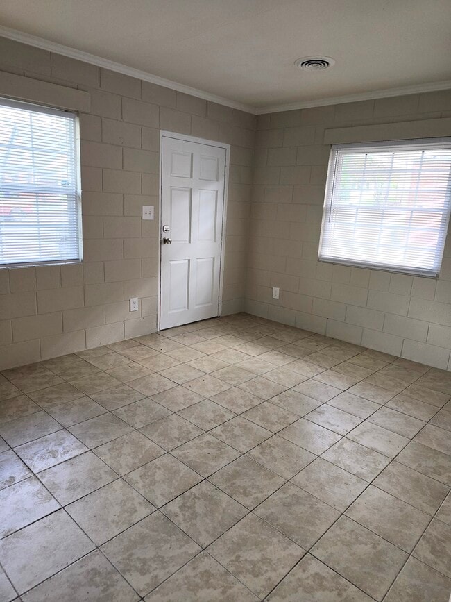 830 E Lenoir St, Unit 830.5 in Raleigh, NC - Foto de edificio - Building Photo