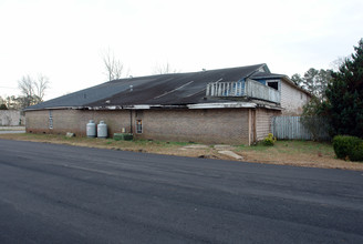 202-206 S Raleigh St in Wallace, NC - Building Photo - Building Photo