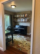 112 Amaya Dr in Folsom, CA - Building Photo - Building Photo