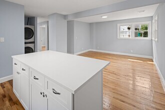 140 Nash St in New Haven, CT - Building Photo - Building Photo