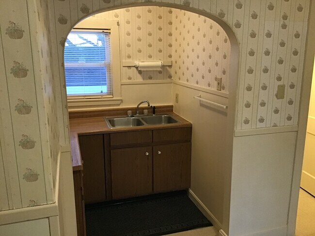 3 Laurier St, Unit 2 in Biddeford, ME - Building Photo - Building Photo
