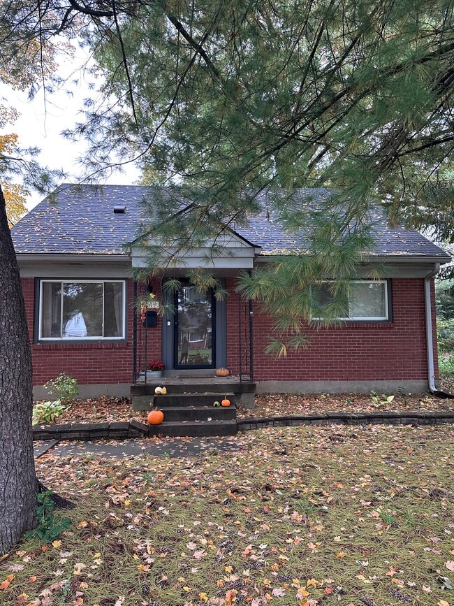 property at 2519 Ashbrook Ave