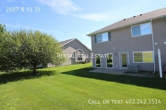 2607 N 91st St in Lincoln, NE - Foto de edificio - Building Photo