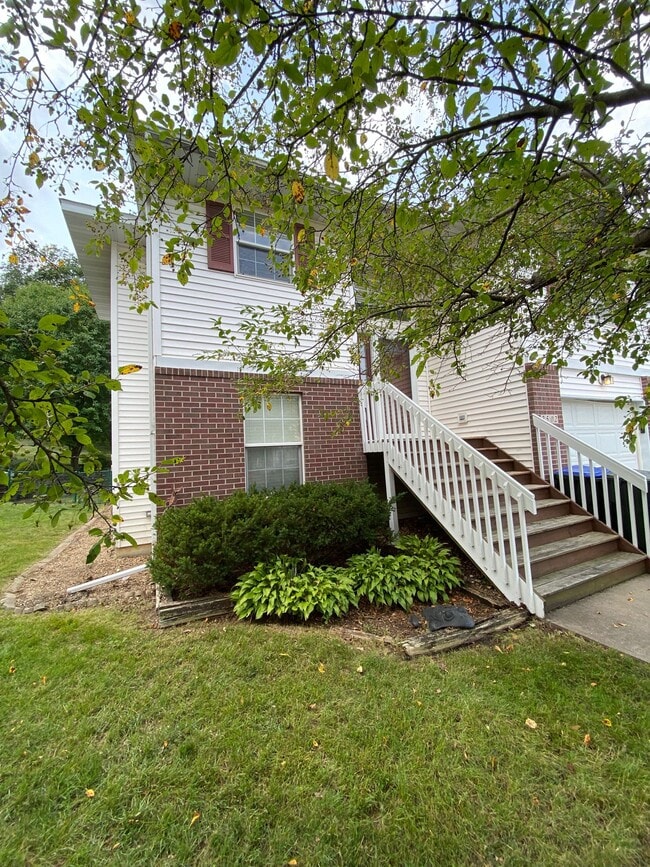 property at 2502 Catskill Ct