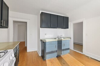 420 N Oliver Ave in Minneapolis, MN - Building Photo - Building Photo