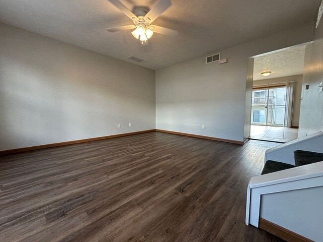 219 Crossing Dr in Normal, IL - Building Photo - Building Photo