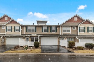 15389 60th Ave N in Plymouth, MN - Building Photo