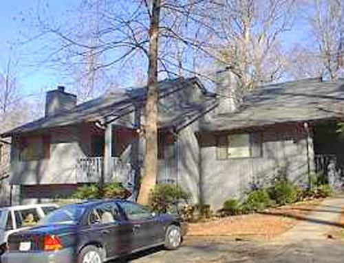 3689 Ashford Dunwoody Rd NE in Atlanta, GA - Building Photo