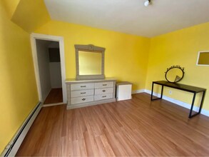 977 Social St in Woonsocket, RI - Building Photo - Building Photo